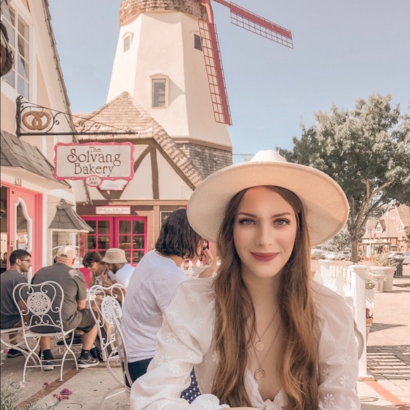 💫 LIKE TO BOOKMARK 💫 - Picture 2 of 8